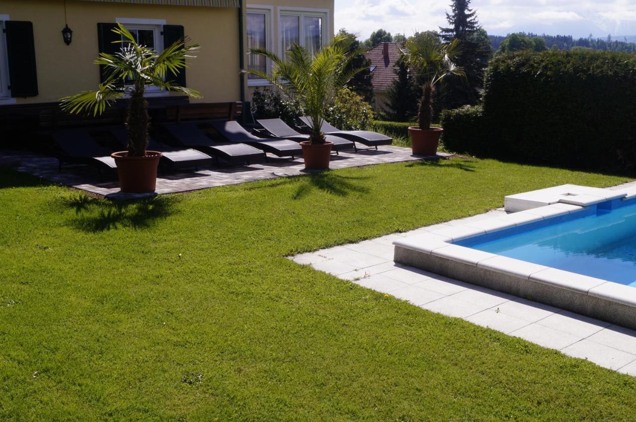 Pension Dobernig - Contactless Check In/Stay Klagenfurt am Woerthersee Exterior photo